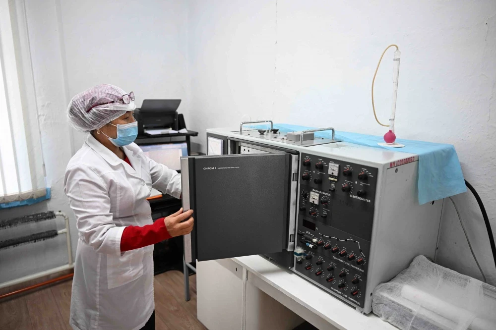 Кабмин башчысы Караколдогу облустук оорукананын жаш дарыгерлерине батирлер бөлүп берүүнү тапшырды