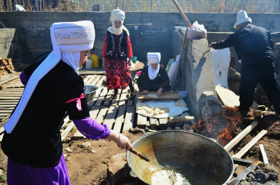 A festival of sumolok will take place at the "Buran Tower" complex