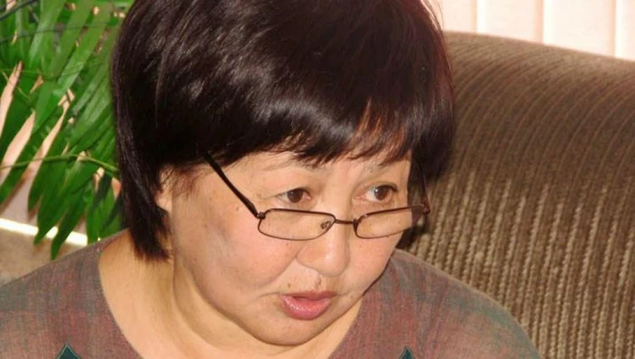 Tolekan Ismailov and Bermet Borubaeva Released from the Bishkek City Police Department