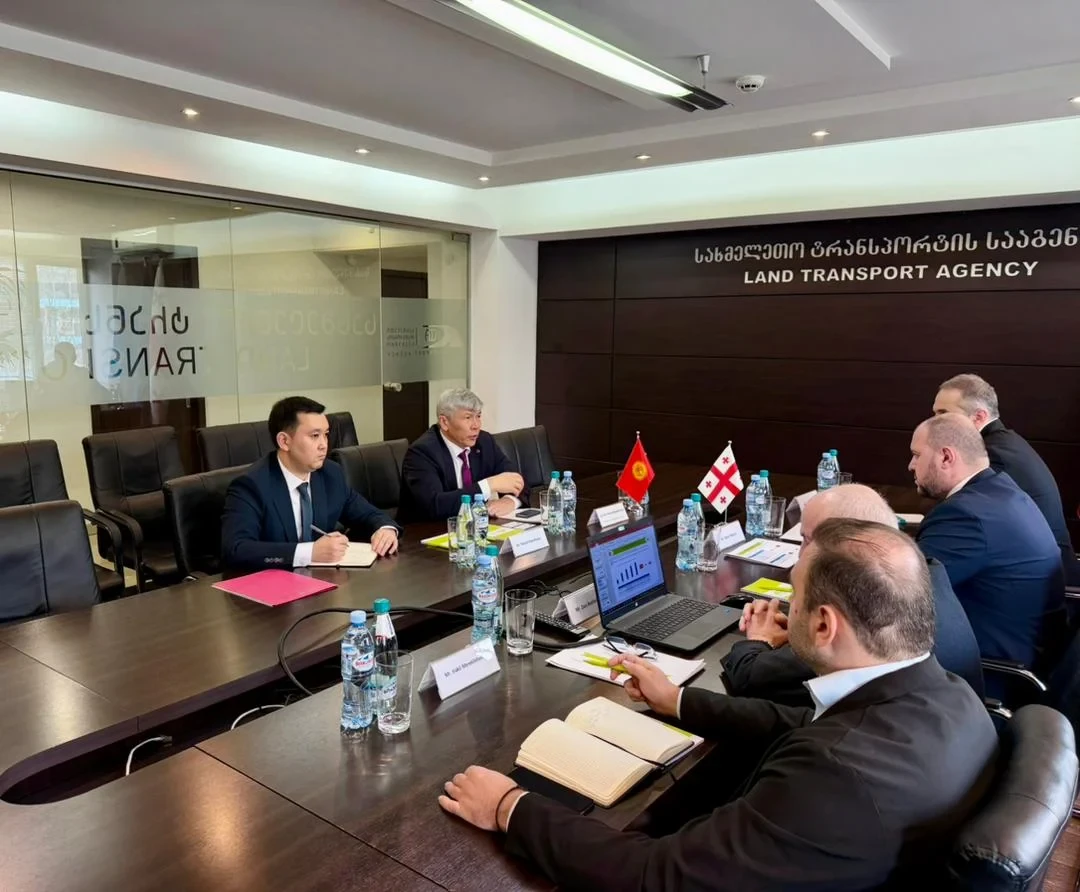Кыргызстан и Грузия обсудили развитие международных автомобильных перевозок