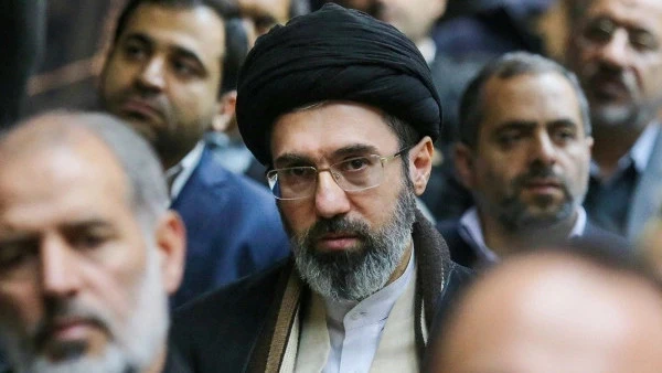 Ирандын жаңы жогорку лидери Хаменеи саламат жана өлкөдөгү кырдаалды толук көзөмөлдөп турат, - Ирандын Тышкы иштер министри