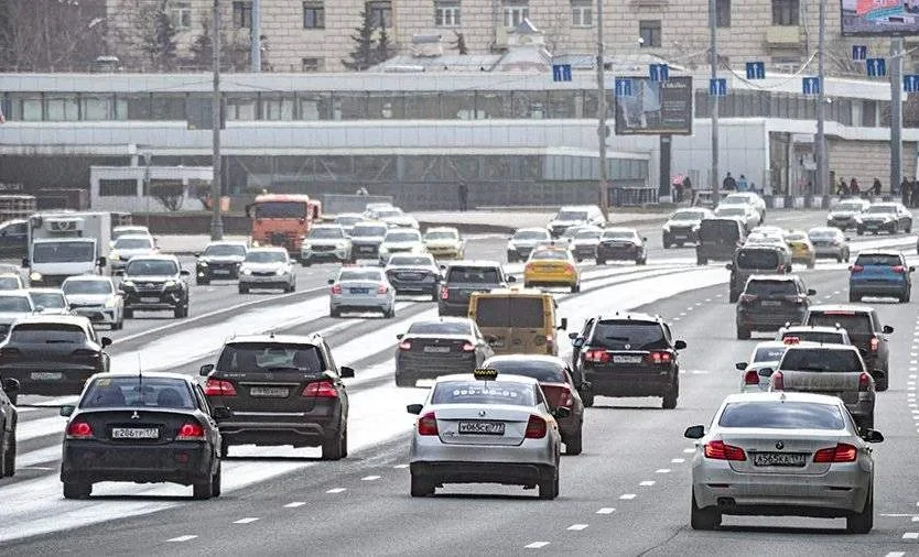 In Moscow, 6 citizens of Kyrgyzstan were injured in a traffic accident involving a tour bus