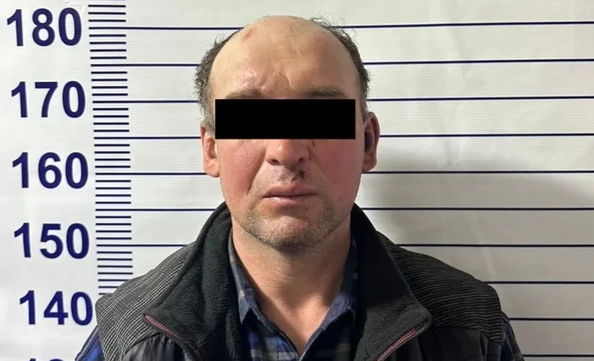 In Chui Region, a man was killed by a knife blow to the neck