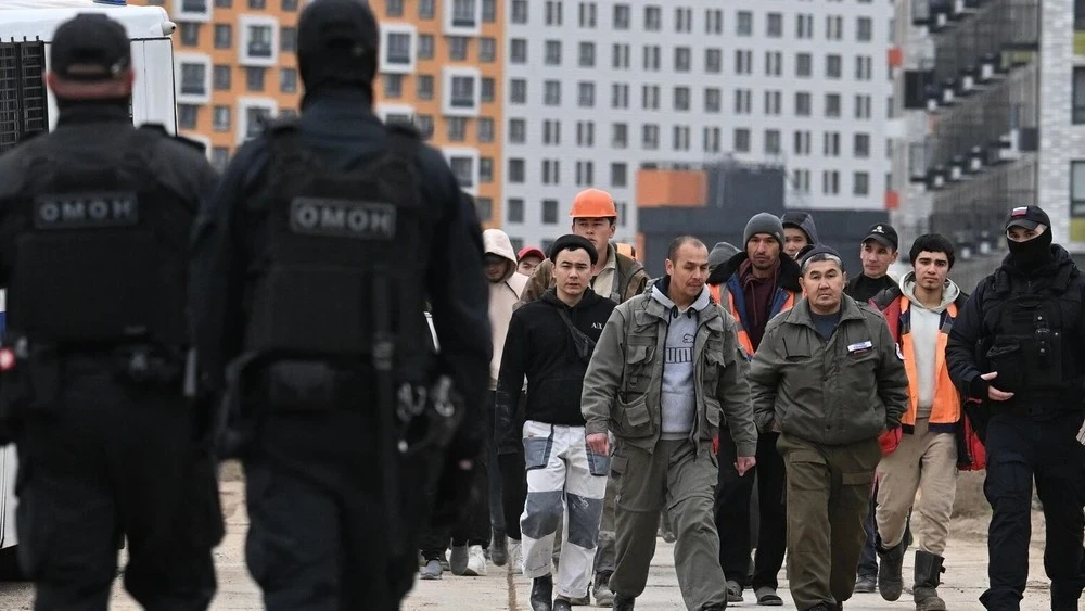 The State Duma has allowed medical examinations of Tajik migrants before their arrival in Russia