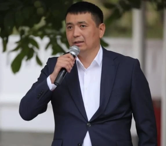 Экс-төрага "Кыргызнефтегаза" кармалды