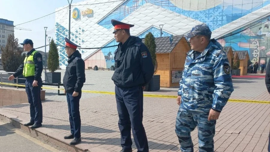 Бишкекте ТРЦ «Азия Молл» курчоого алынды