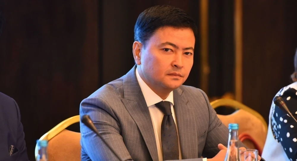 Данил Ибраев: КР квалификациялуу кадрларды экспорттоо менен киреше таба алат