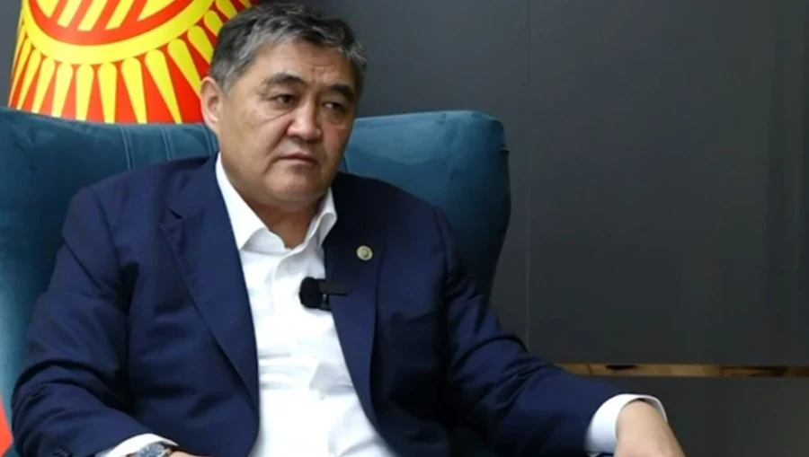 Ташиев жашыруундукту сактоо боюнча кол коюп берди