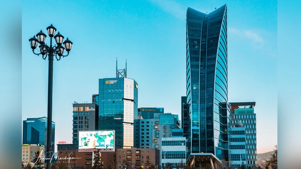 Сегодня в Улан-Баторе +13°C