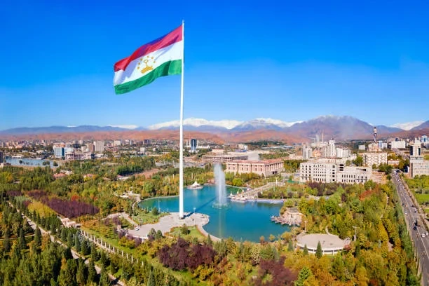 Kyrgyz Journalists Went on a Press Tour in Tajikistan