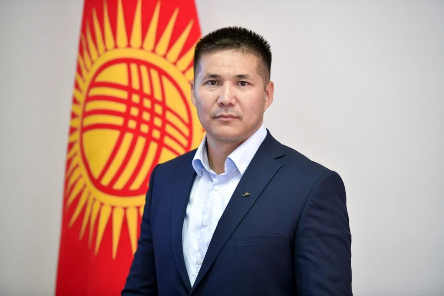 Кадровые изменения. Глава «Тазалыка» стал акимом Октябрьского района Бишкека
