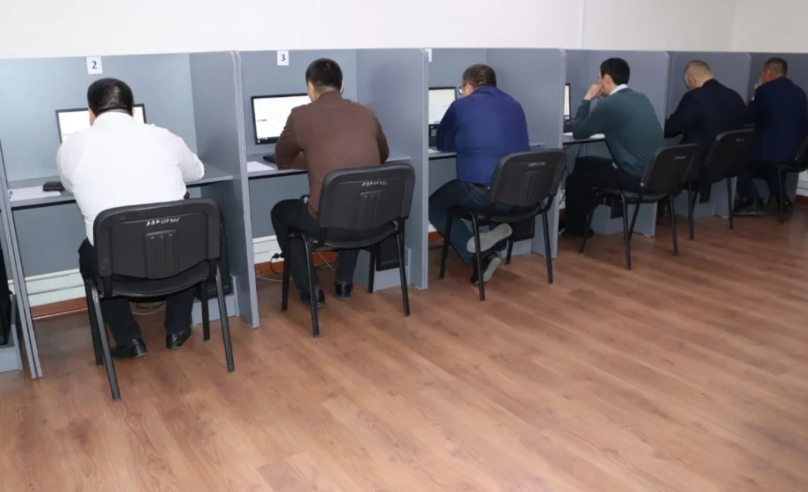 На должности судей местных судов тестирование прошли 73 кандидата из 138