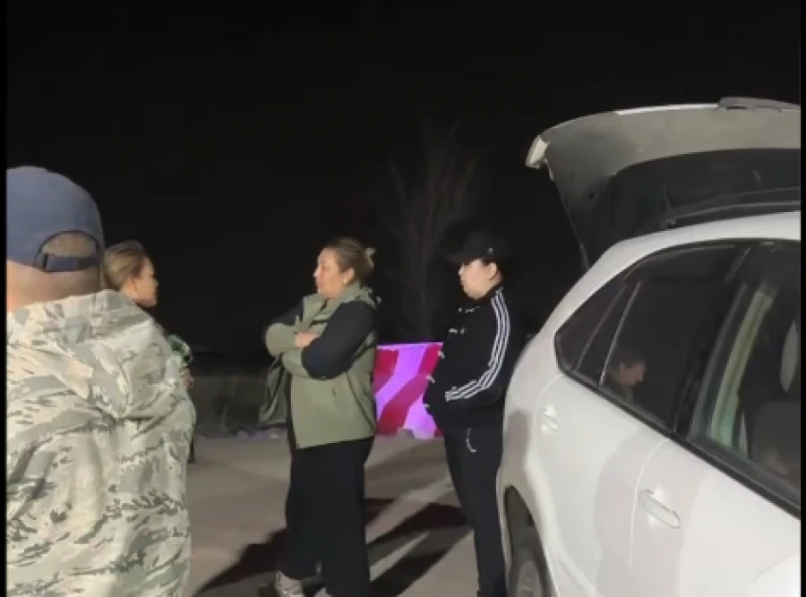 "Я жена полковника": на блокпосте в Таш-Мойнок произошел дорожный конфликт