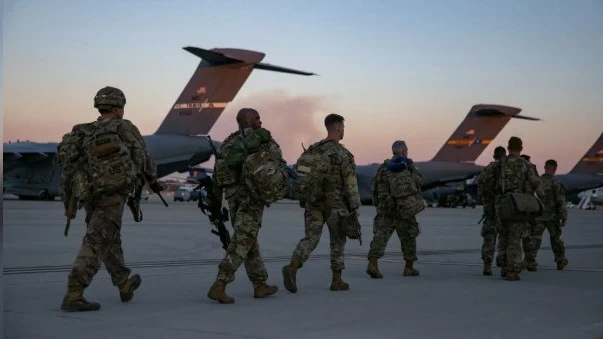 The Pentagon has sent 2,000 paratroopers to the Middle East, - The New York Times
