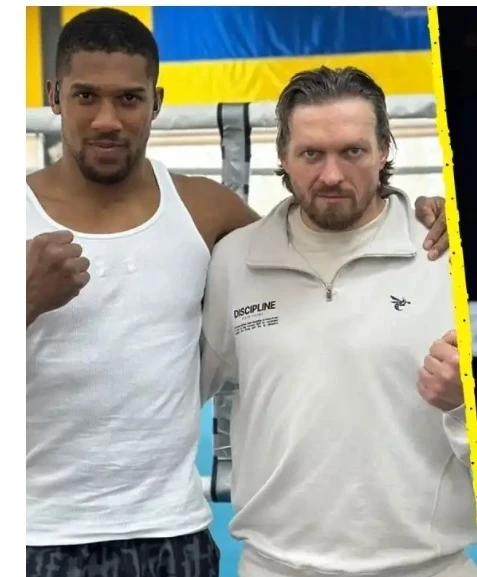 Энтони Джошуа вернулся в тренировочный лагерь Александра Усика после аварии