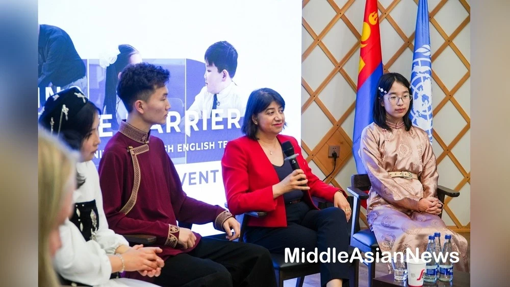 Министр Великобритании Сима Малхотра встретилась с участниками языкового проекта