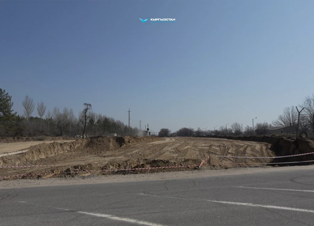 A new access road will be constructed to Manas Airport. And a parking lot for 650 spaces will be arranged.