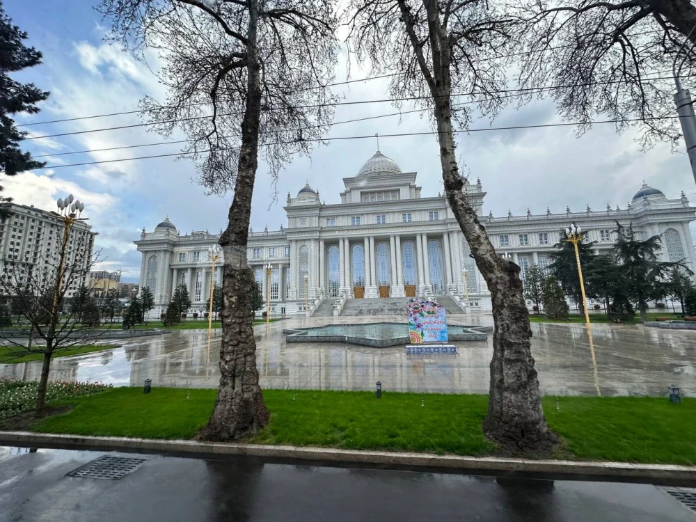 "Хочу увидеть своими глазами!" Какие места в Кыргызстане хотят посетить таджикистанцы