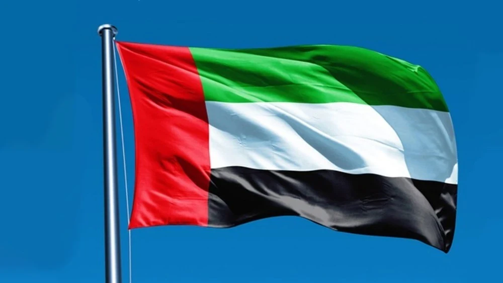 Минобороны ОАЭ заявило о перехвате ракет и дронов на фоне атак