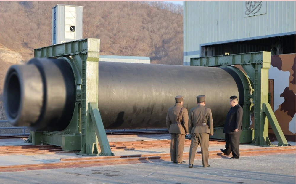 КНДР провела испытание двигателя ракеты, способной достичь США