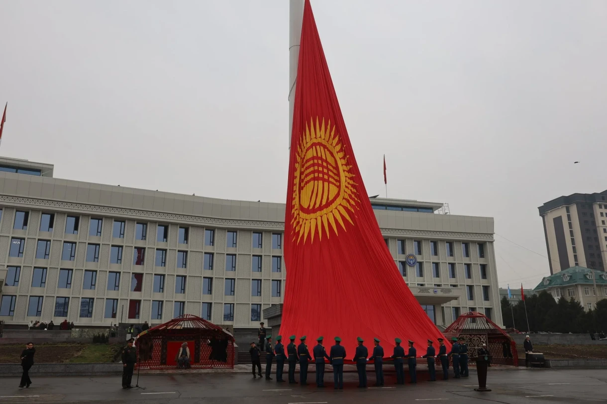 В Оше отметили День государственного флага Кыргызстана