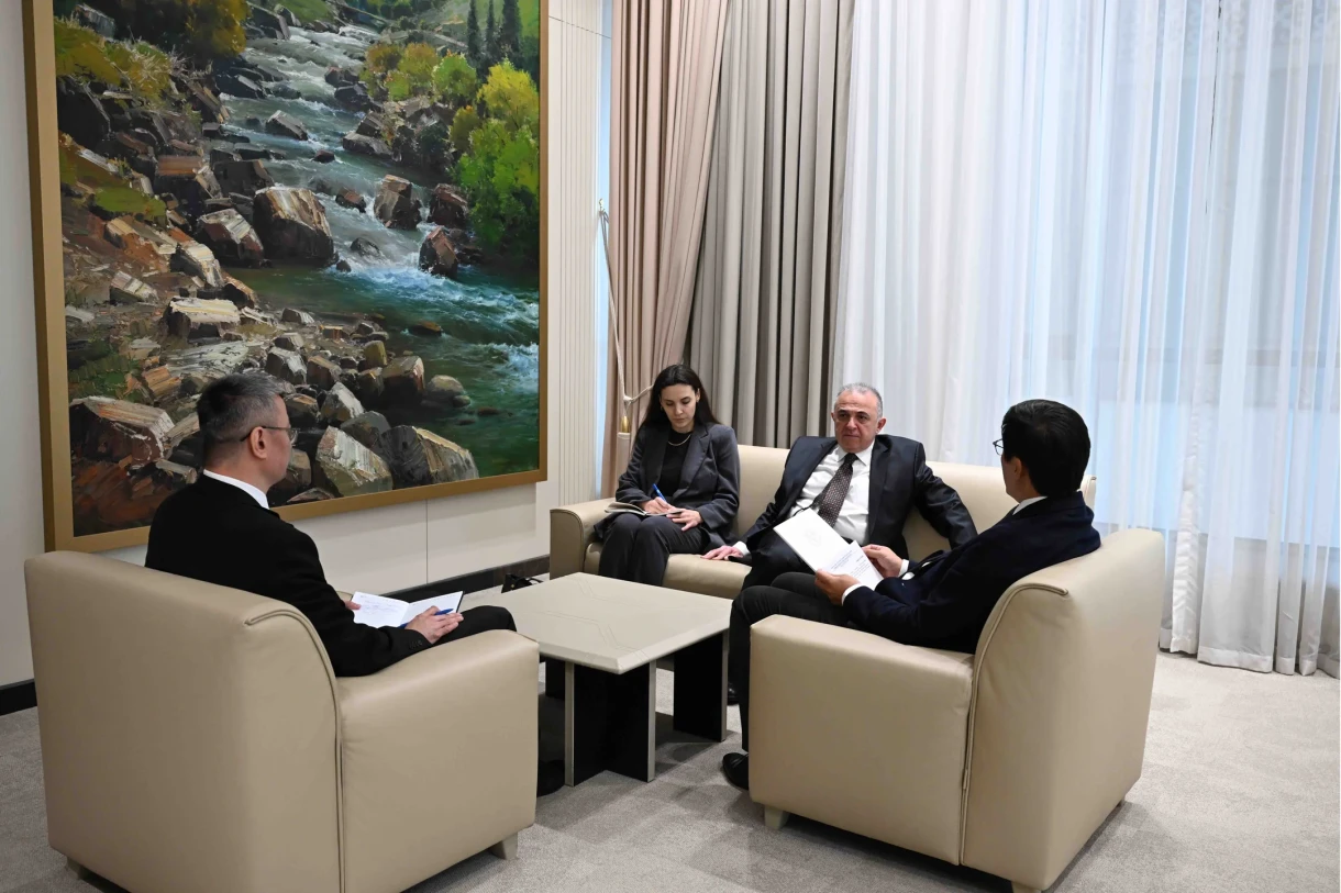 Baisalov discussed cooperation in healthcare, culture, and education with the Turkish ambassador.