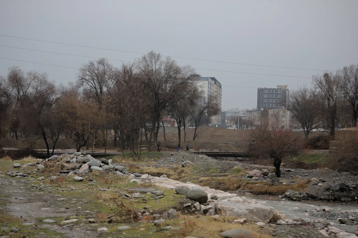 A large modern park with a bike path will be created in Osh by the Ak-Buura River.