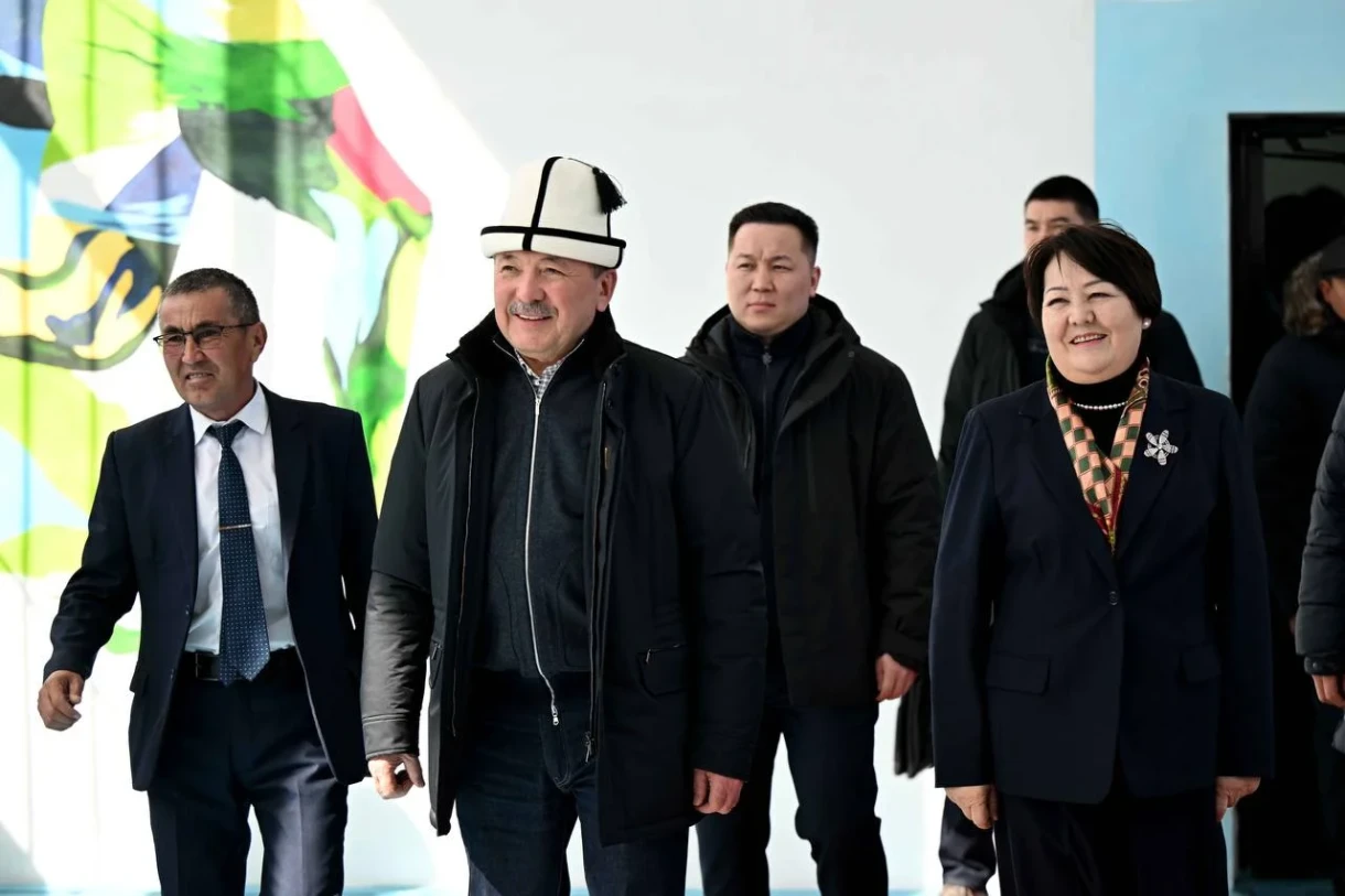 Адылбек Касымалиев Тюп районунда бир нече социалдык объектилерди зыярат кылды