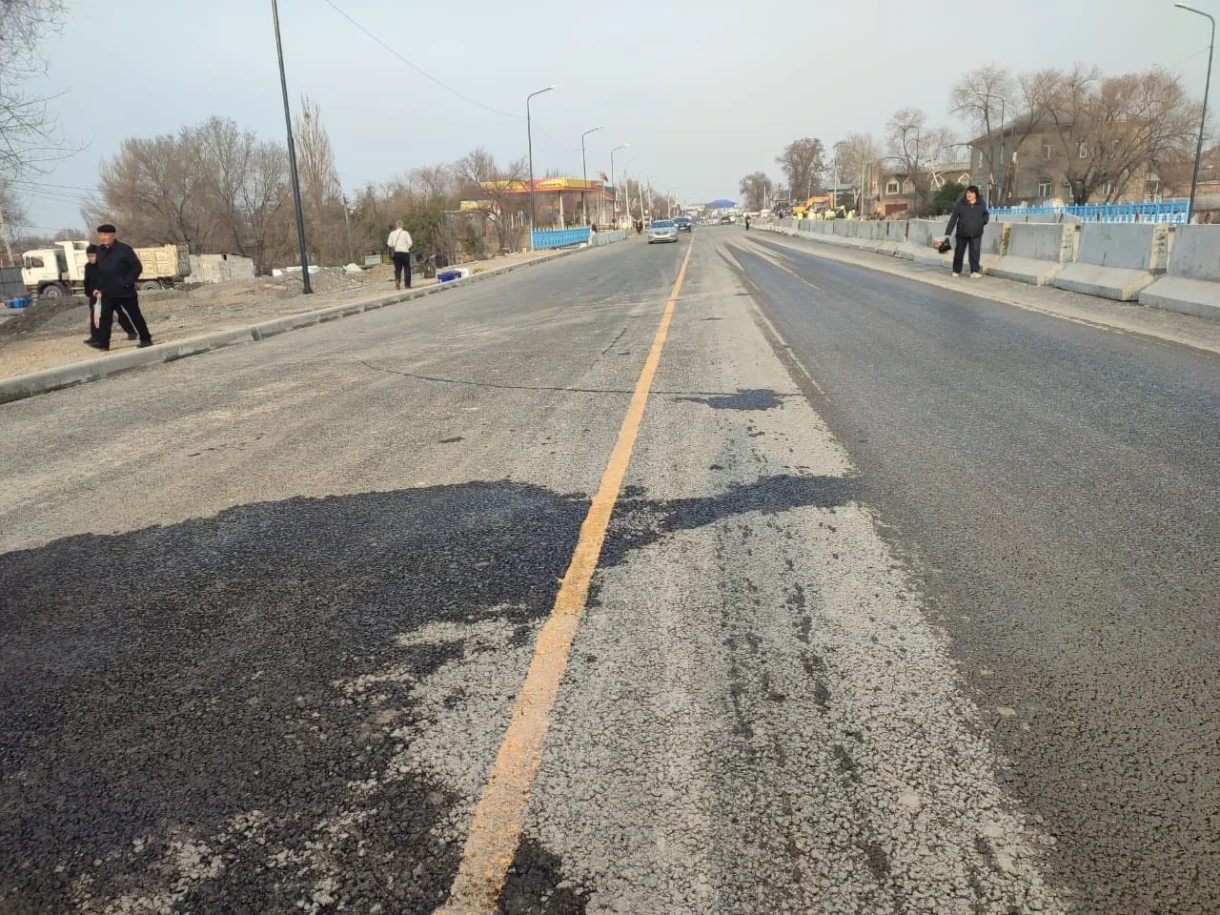 The northern side of the bridge on Jibek-Jolu Avenue was opened in Bishkek.