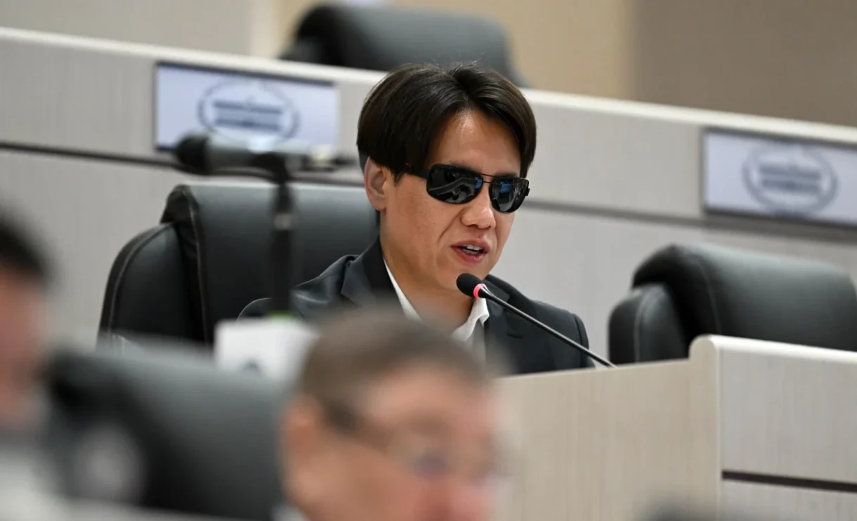 Депутат мамлекеттик сатып алууларда жана курулушта майып адамдардын укуктарын эске алууну талап кылды