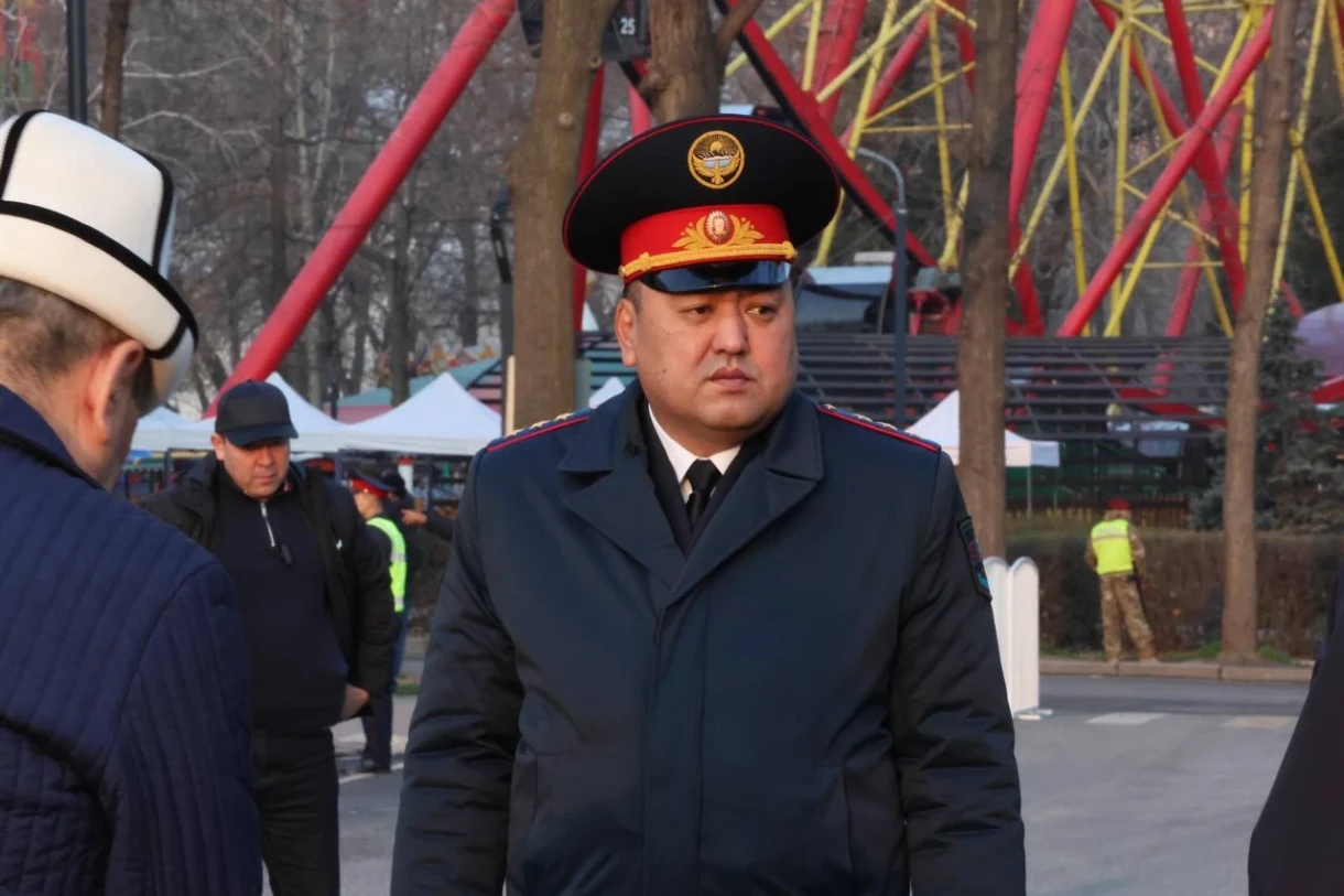 Глава МВД лично проверил соблюдение правопорядка на Айт-намазе в Бишкеке
