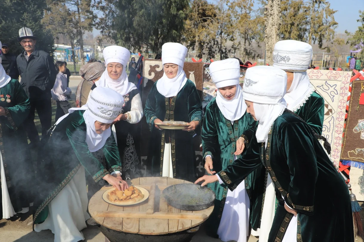 В Таласской области торжественно отметили Нооруз - фоторепортаж
