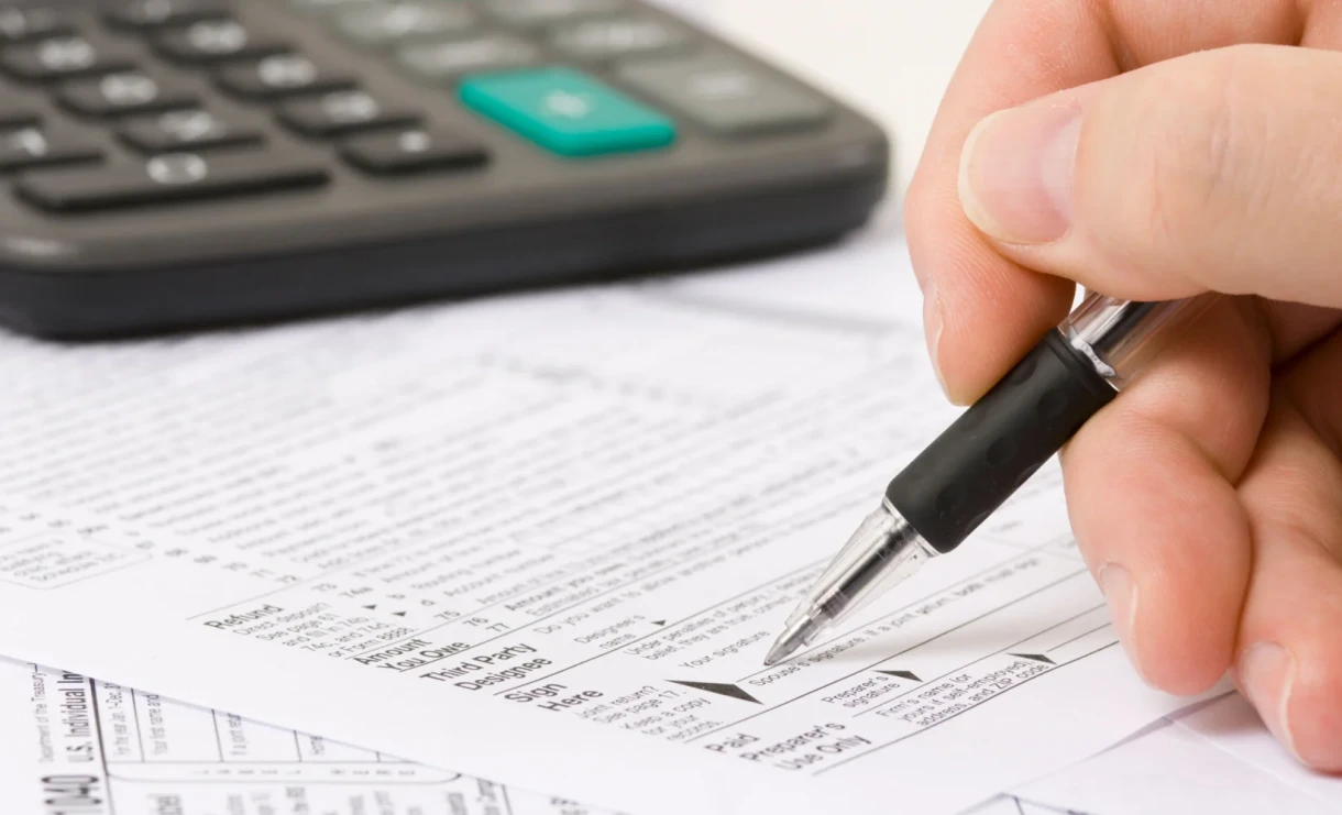 Почти 70 тысяч налогоплательщиков уже представили декларацию. Кто должен подать?