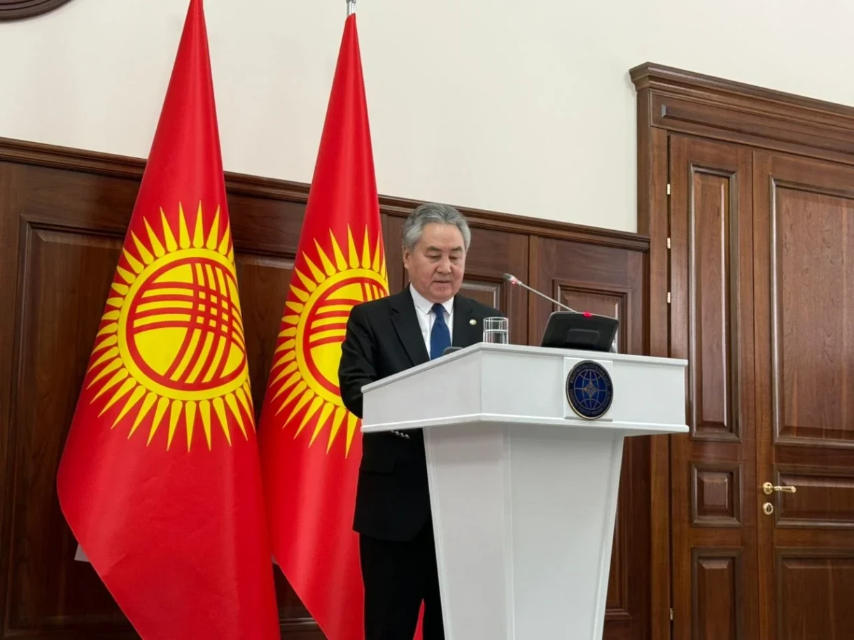 Кыргызстан намерен укреплять многостороннее взаимодействие с Черногорией - Кулубаев