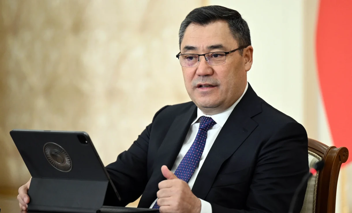 Садыр Жапаров поручил обеспечить безопасность дипломатов Кыргызстана в Иране