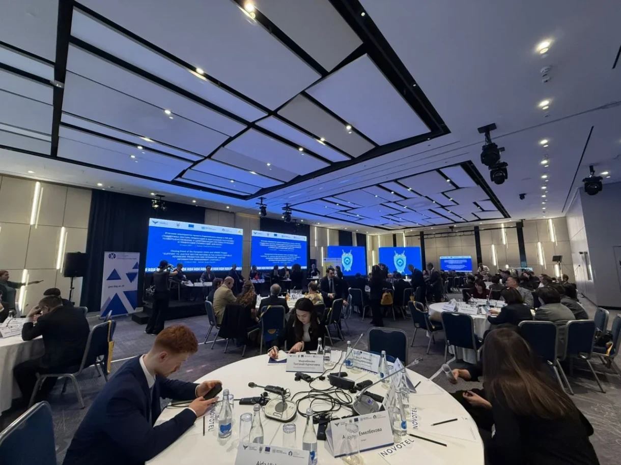 В КР сократилось число заключенных и приговоров к лишению свободы