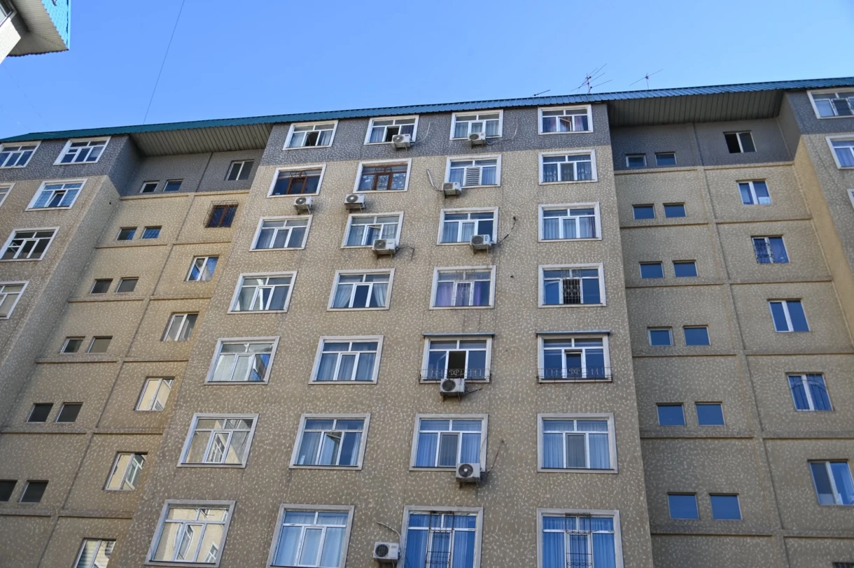 В Бишкеке спустя 10 лет введен в эксплуатацию 9-этажный жилой дом