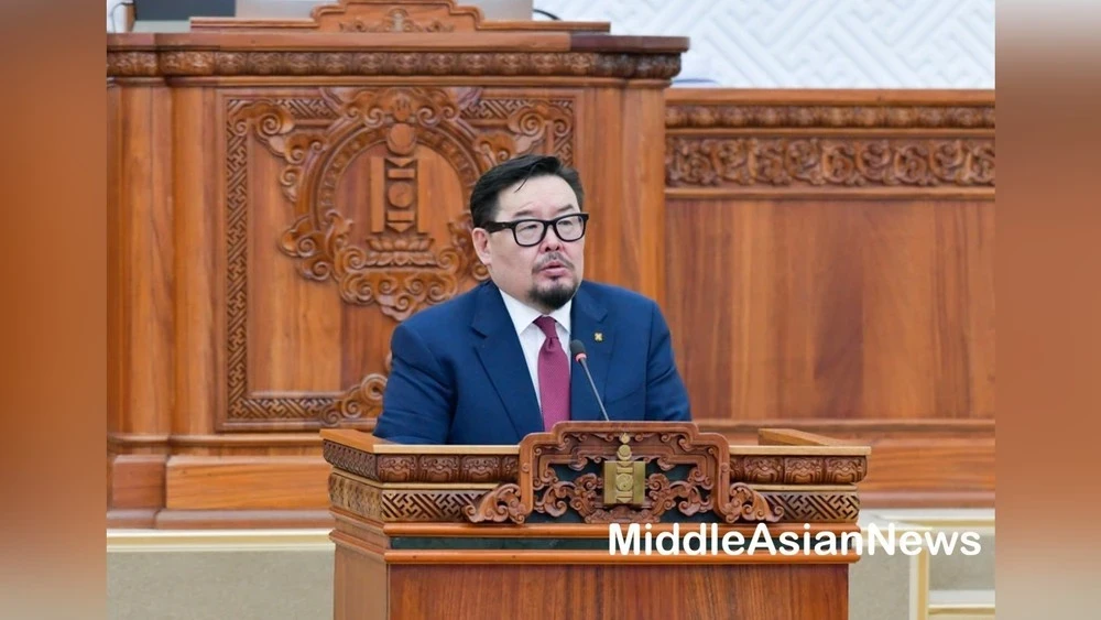 "Positions are not eternal, but the Mongolian state is eternal," — Zandan Shatar