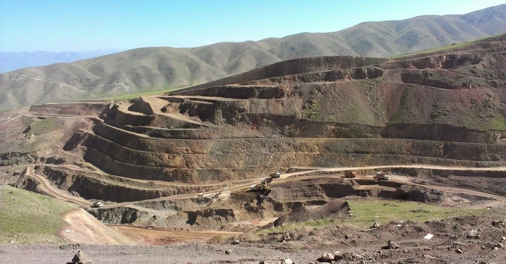 «Кыргызалтын» получил право пользования недрами на месторождении Талды-Булак