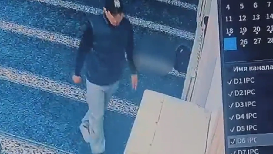 Бишкектеги мечителердин биринде ууру телефон уурдады