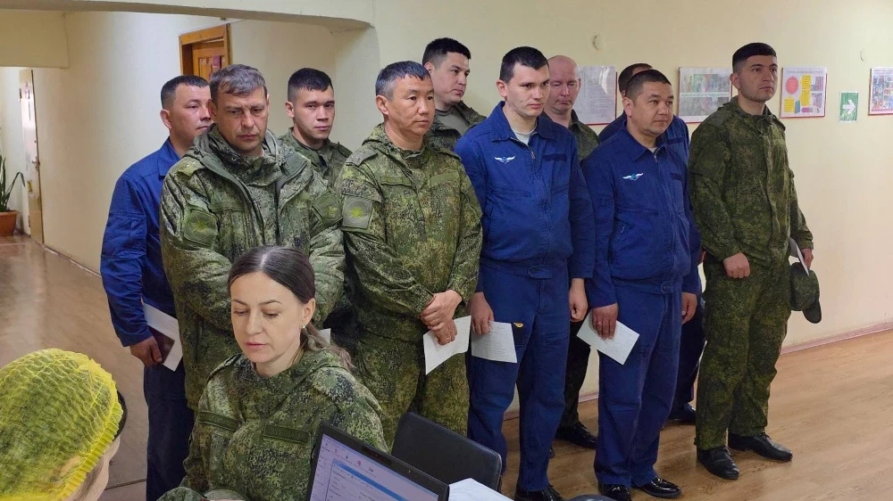 Military airbases of the CSTO in Kant donated blood at the Republican Center