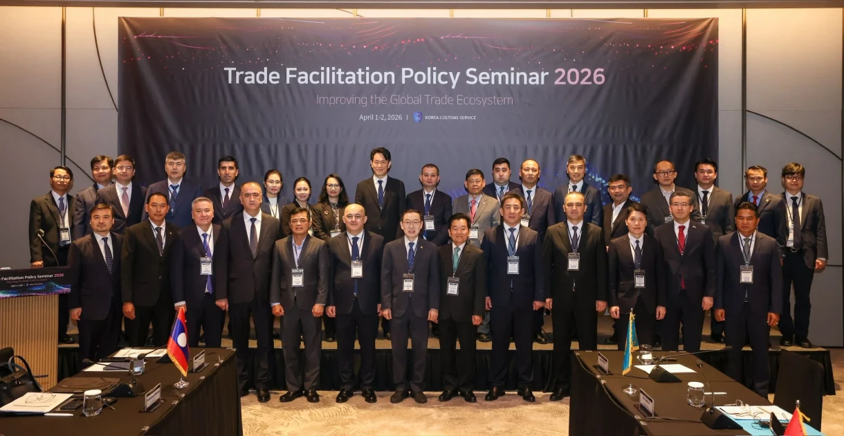 Таможенники Кыргызстана изучают корейский опыт автоматизации