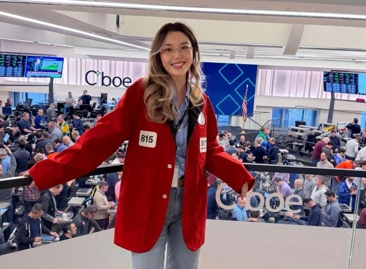 Career in IT Without a Degree: A Kyrgyz Woman's Experience in the USA